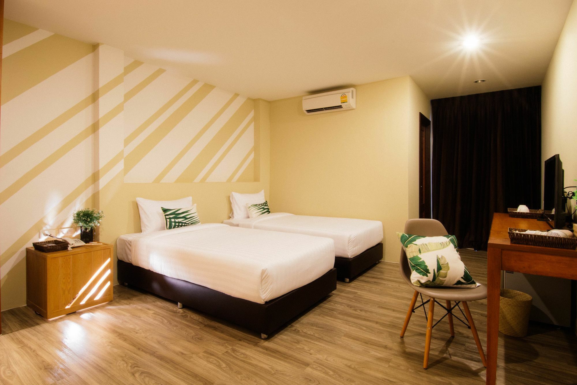 The Pat Hotel Pantai Jomtien Luaran gambar